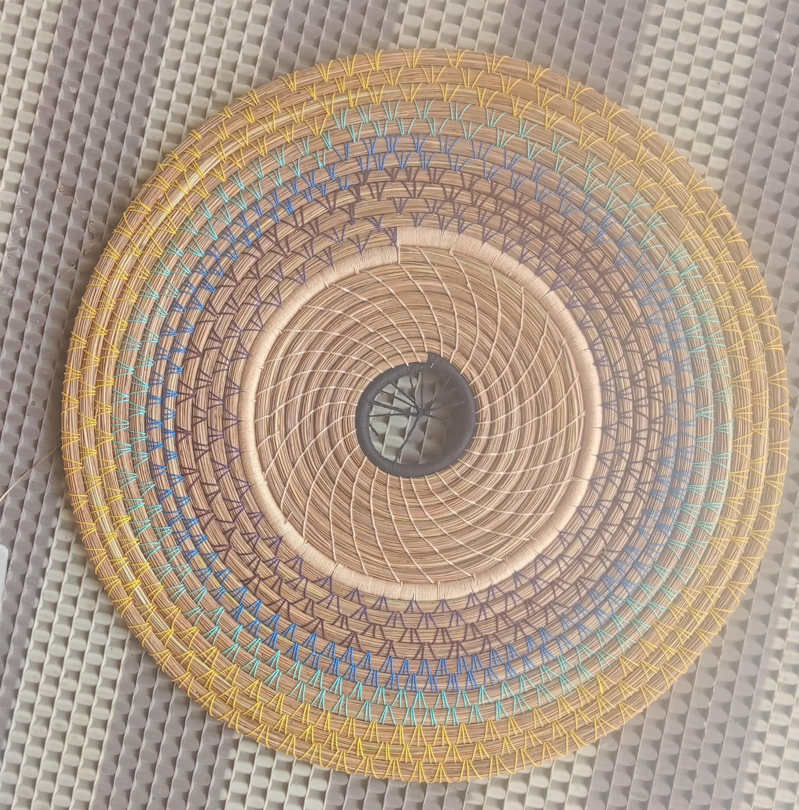 Pirul Handicraft Tray - Image 2